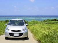 沖縄を満喫するための移動手段レンタカーは必要？
