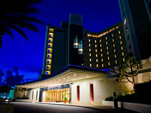 ラグナガーデンホテル