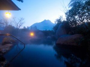 柚富の郷 彩岳館