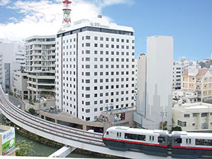 ホテルサン沖縄外観